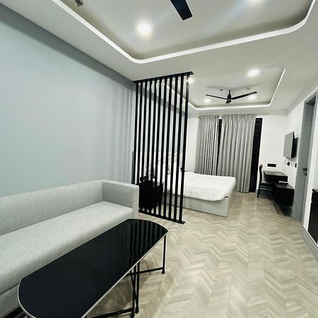Bedchambers Serviced Apartment, Golf Course, Γκουργκάον Εξωτερικό φωτογραφία