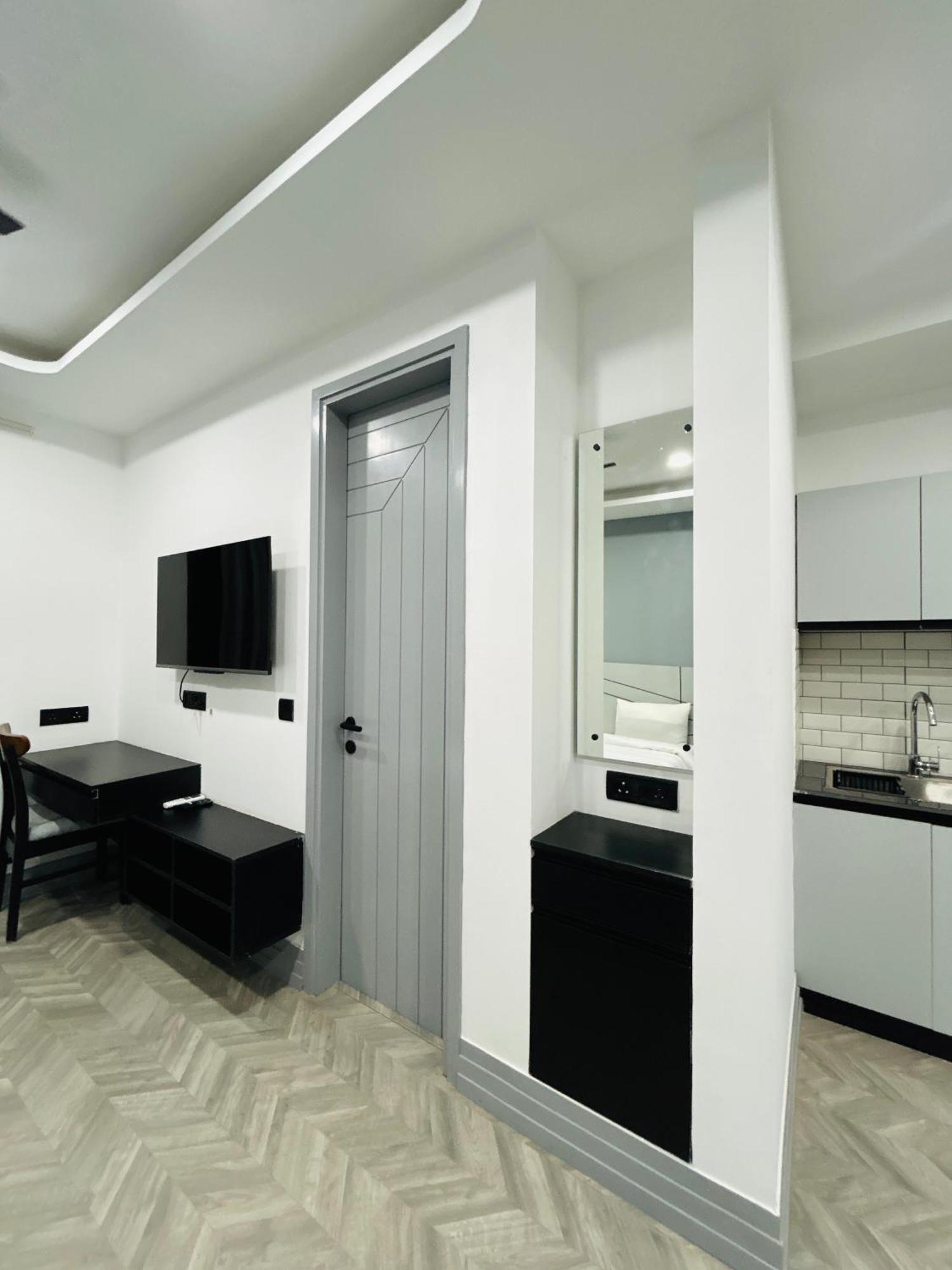 Bedchambers Serviced Apartment, Golf Course, Γκουργκάον Εξωτερικό φωτογραφία