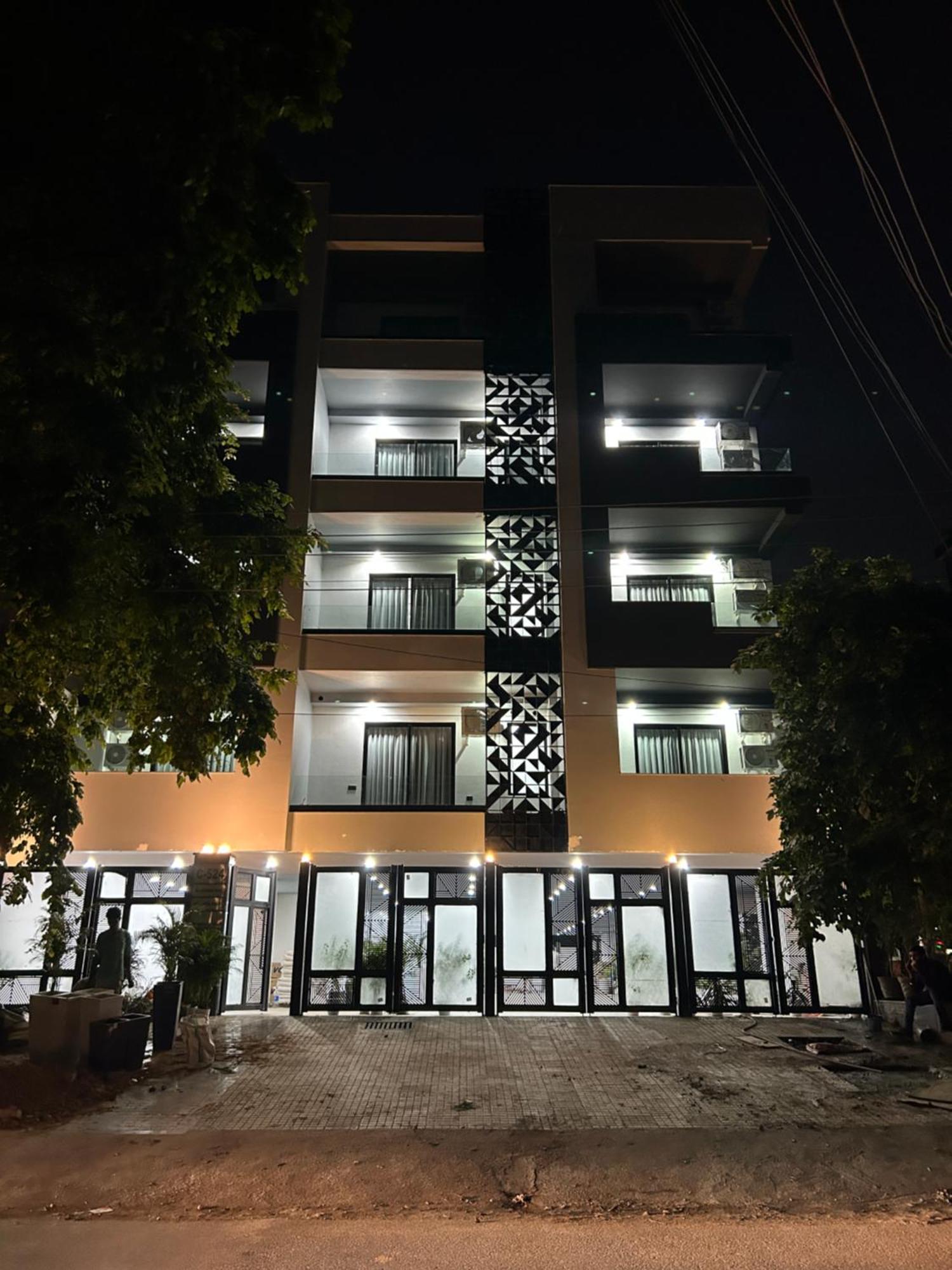 Bedchambers Serviced Apartment, Golf Course, Γκουργκάον Εξωτερικό φωτογραφία