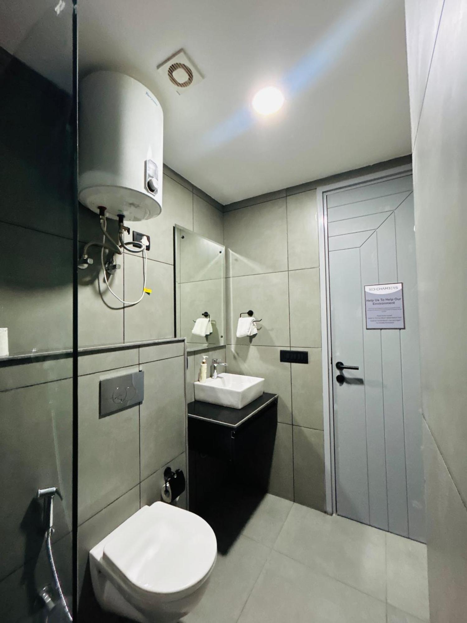 Bedchambers Serviced Apartment, Golf Course, Γκουργκάον Εξωτερικό φωτογραφία