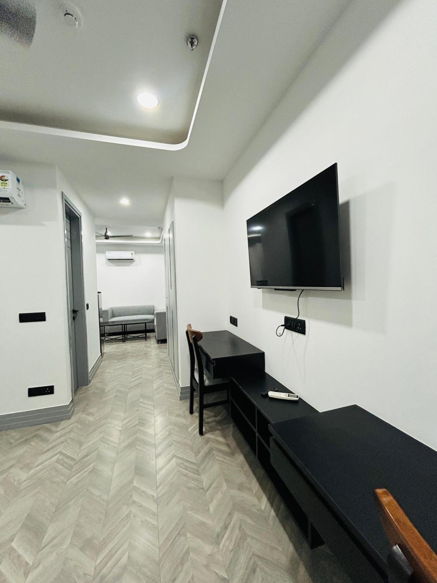 Bedchambers Serviced Apartment, Golf Course, Γκουργκάον Εξωτερικό φωτογραφία