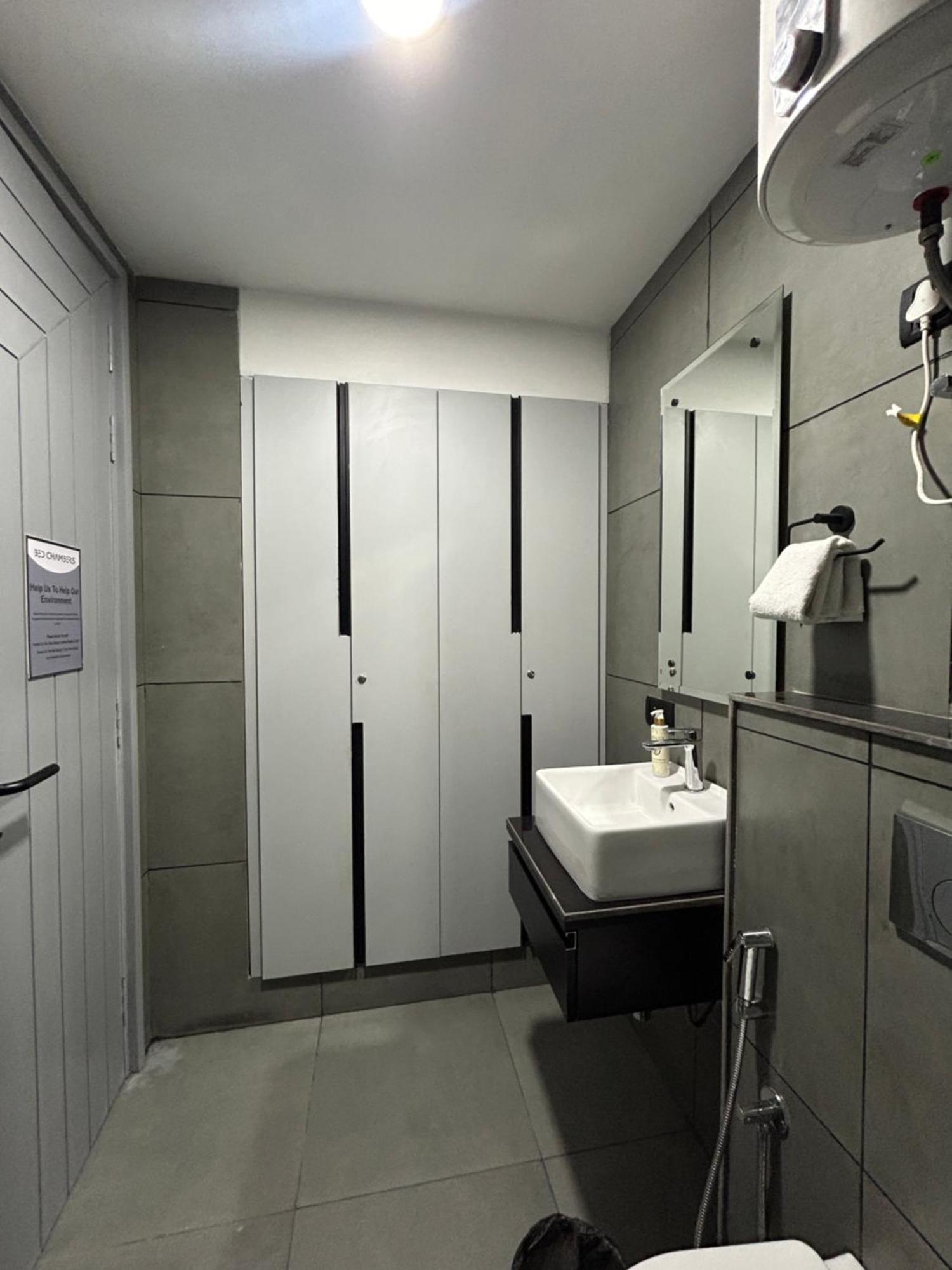 Bedchambers Serviced Apartment, Golf Course, Γκουργκάον Εξωτερικό φωτογραφία