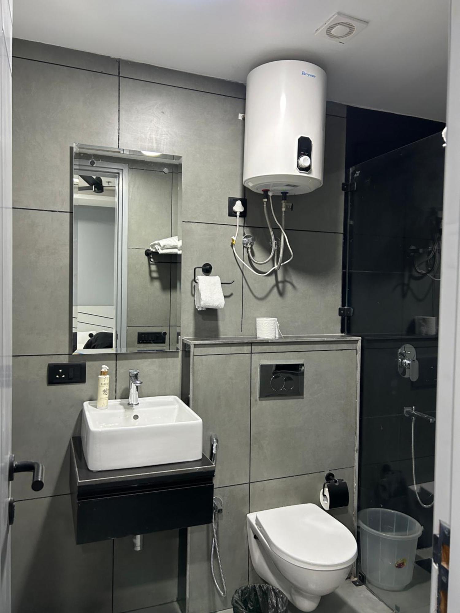 Bedchambers Serviced Apartment, Golf Course, Γκουργκάον Εξωτερικό φωτογραφία