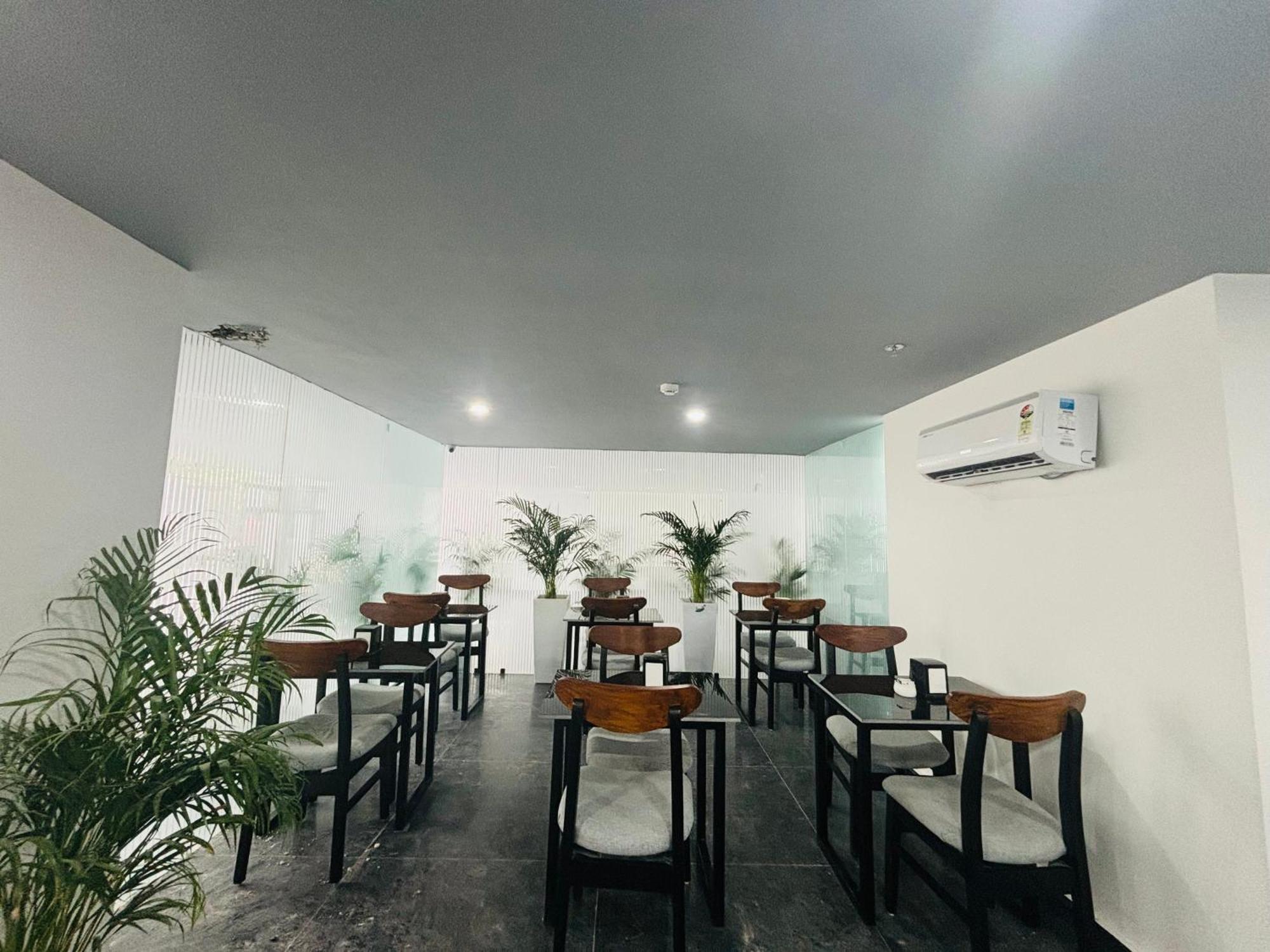 Bedchambers Serviced Apartment, Golf Course, Γκουργκάον Εξωτερικό φωτογραφία